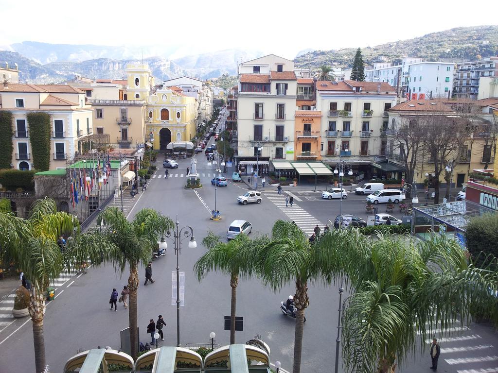 La Casa Dell'Orologio - Main Square Hotel Sorrento Exterior photo